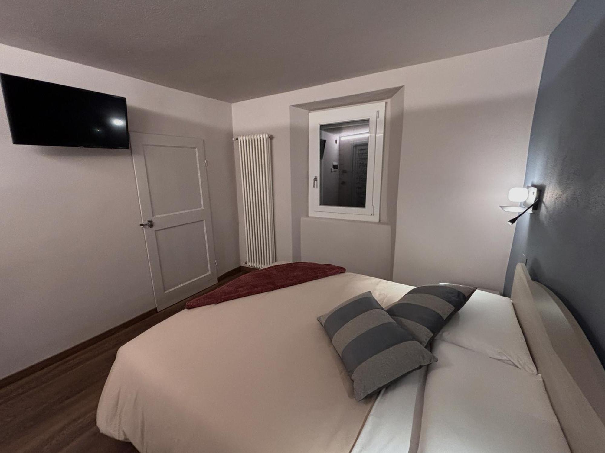 Torre Antica Montese Appartamento 1 Екстер'єр фото